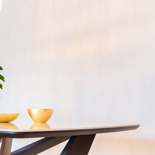 Interiér rodinného domu navrhnutý v štýle glam (glamour) s jemnou dávkou extravagantného dizajnu od Mgr. Antala Jerábeka....